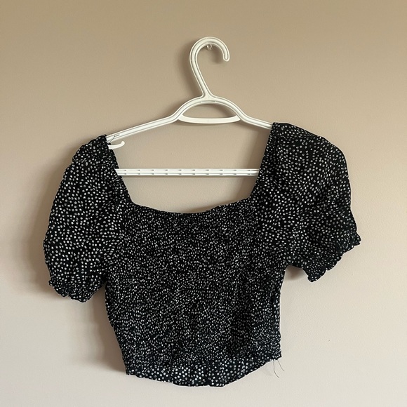 Cute summer crop top. Brand new. - Picture 2 of 2